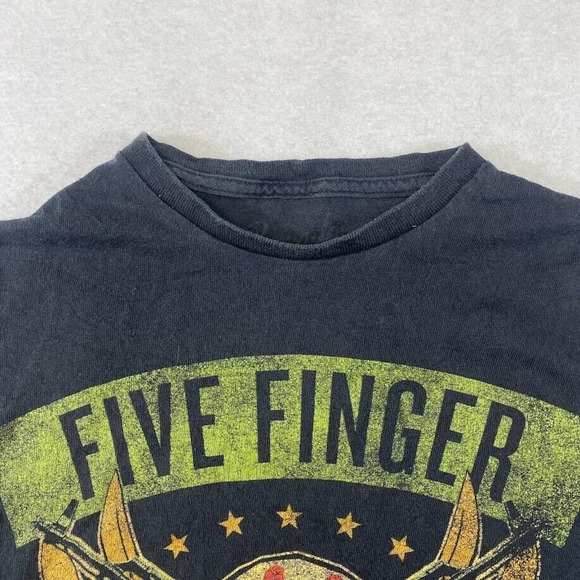 Five Finger Death Punch Band Tee Thrifted Vintage Style Size S - Picture 7 of 8